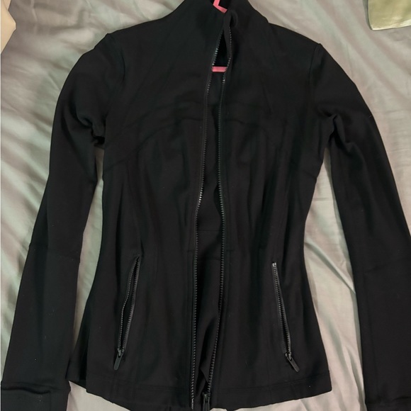 *SOLD* Lululemon Define Jacket size 2 - Picture 2 of 5